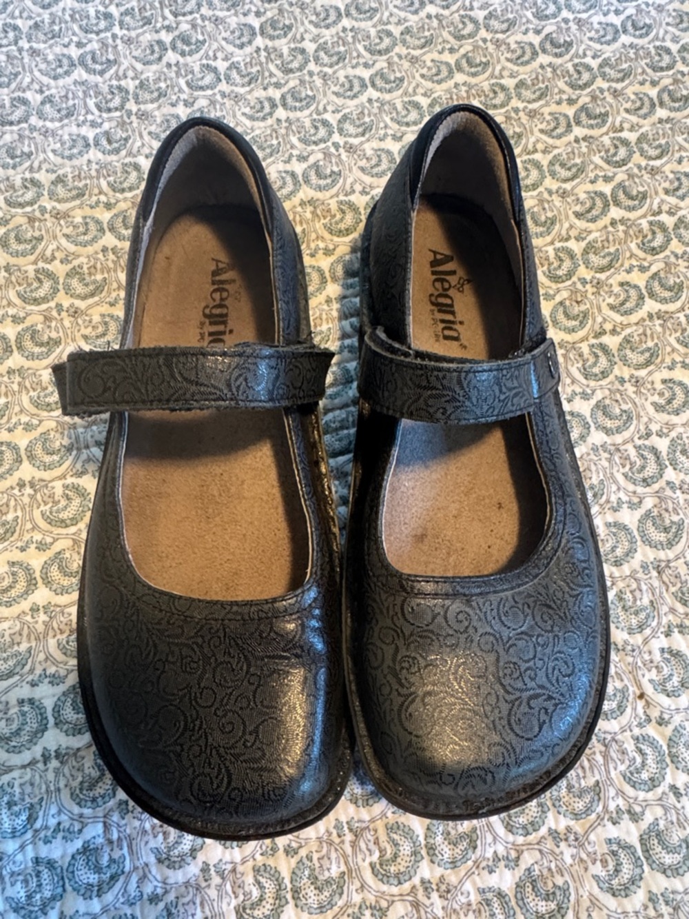 Alegria Black Mary Jane Shoes with Embossed Pattern size 39